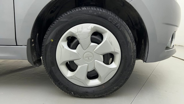 Second-hand 2018 Tata Tiago 1.2 Revotron XZ for sale in Ahmedabad-17