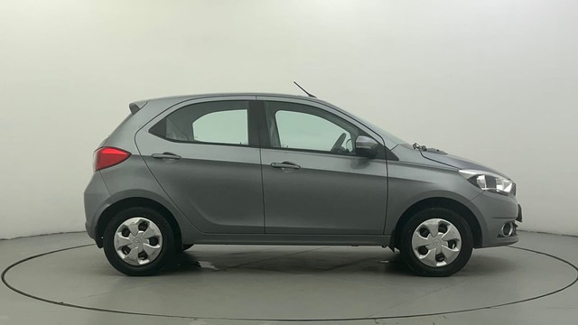 Second-hand 2018 Tata Tiago 1.2 Revotron XZ for sale in Ahmedabad-2