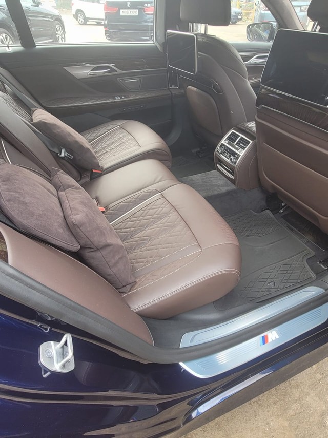 Second-hand 2021 BMW 7 Series 740Li M Sport for sale in Mumbai-8