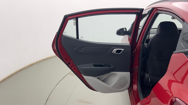 Second-hand 2024 Hyundai Grand i10 Nios Sportz for sale in Kolkata-32