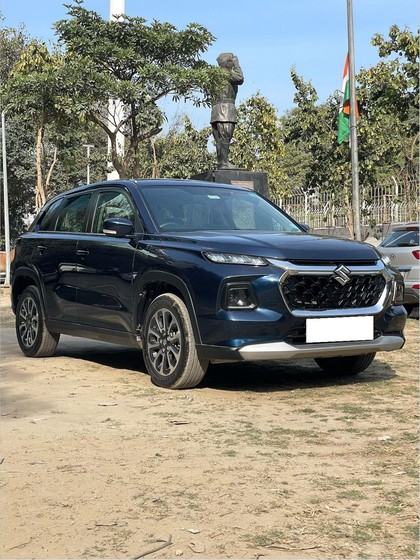 Second-hand 2023 Maruti Suzuki Grand Vitara Zeta for sale in New Delhi
