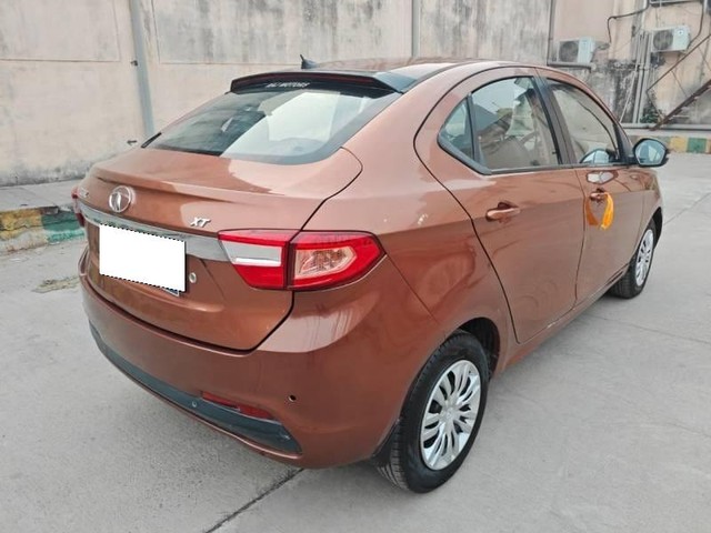 Second-hand 2018 Tata Tigor 1.2 Revotron XT for sale in Noida-12