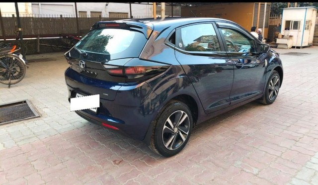 Tata Altroz XZ CNG Second-hand 2023 Tata Altroz XZ CNG for sale in New Delhi-10
