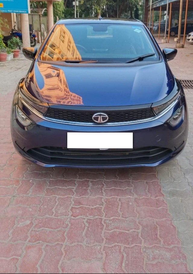 Tata Altroz XZ CNG Second-hand 2023 Tata Altroz XZ CNG for sale in New Delhi-0