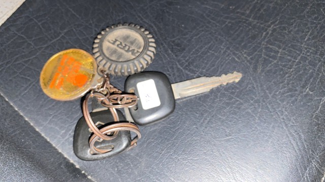 Second-hand 2019 Maruti Eeco 5 Seater AC BSIV for sale in Surat-21