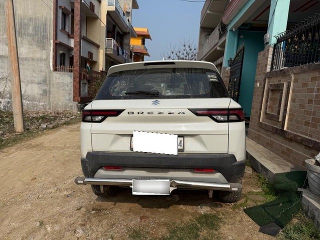 Second-hand 2023 Maruti Suzuki Brezza Zxi for sale in Raebareli-2