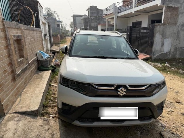 Second-hand 2023 Maruti Suzuki Brezza Zxi for sale in Raebareli-5