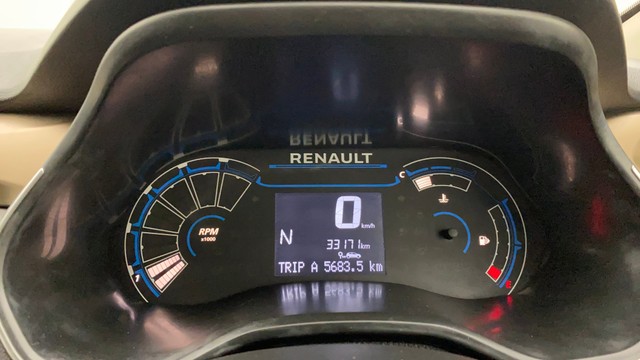 Second-hand 2021 Renault Kiger RXT AMT for sale in Ahmedabad-11