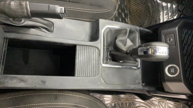 Second-hand 2021 Renault Kiger RXT AMT for sale in Ahmedabad-13