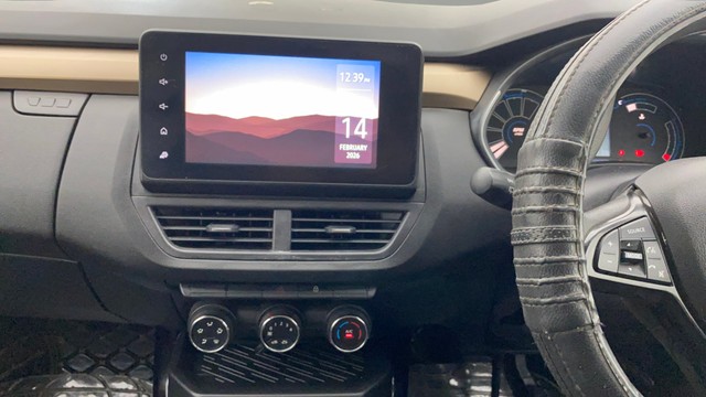 Second-hand 2021 Renault Kiger RXT AMT for sale in Ahmedabad-22