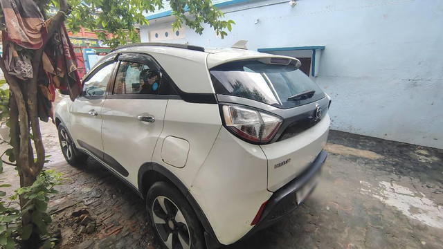 Tata Nexon 1.5 Revotorq XZ Plus Second-hand 2017 Tata Nexon 1.5 Revotorq XZ Plus for sale in Allahabad-3