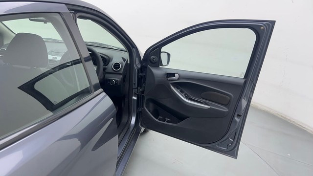 Second-hand 2016 Ford Figo Trend for sale in Noida-16