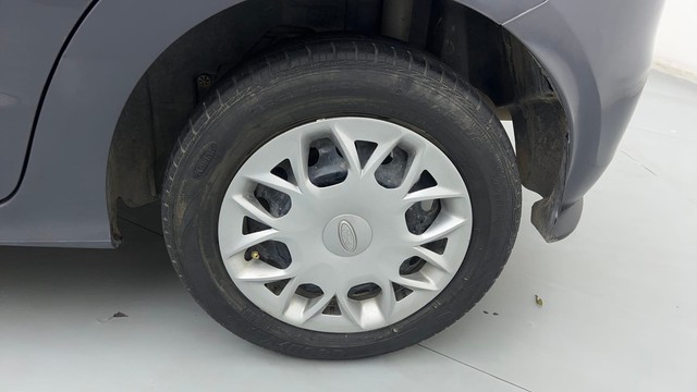 Second-hand 2016 Ford Figo Trend for sale in Noida-19