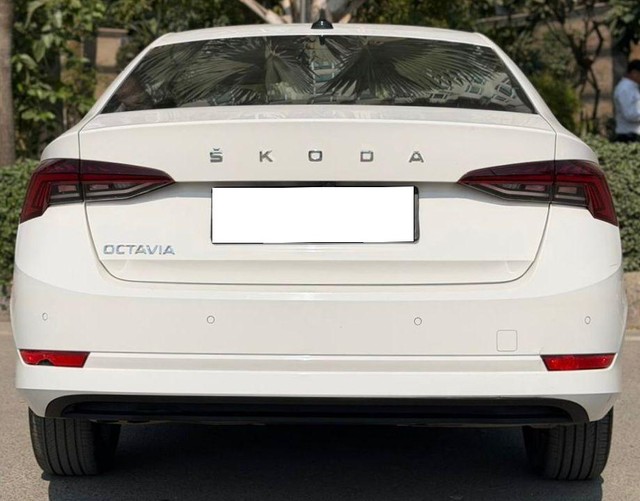 Second-hand 2022 Skoda Octavia Style for sale in New Delhi-1