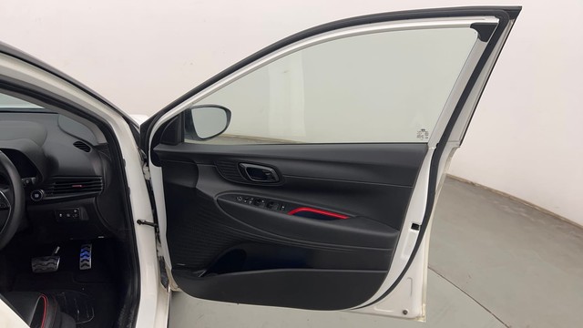 Second-hand 2020 Hyundai i20 Asta Turbo DCT for sale in Chandigarh-16