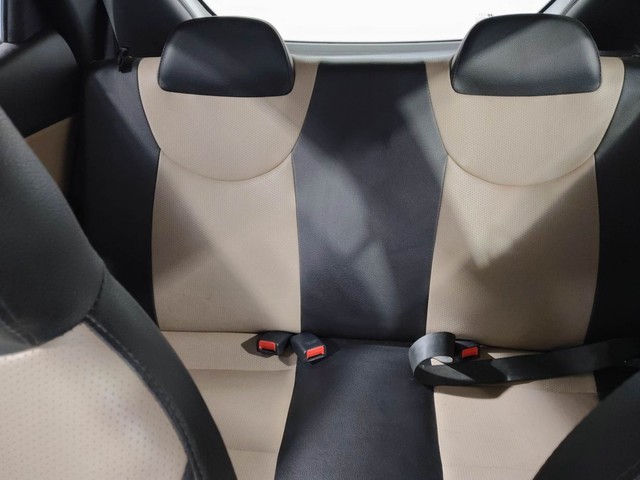 Second-hand 2015 Hyundai EON Era for sale in Kochi-29