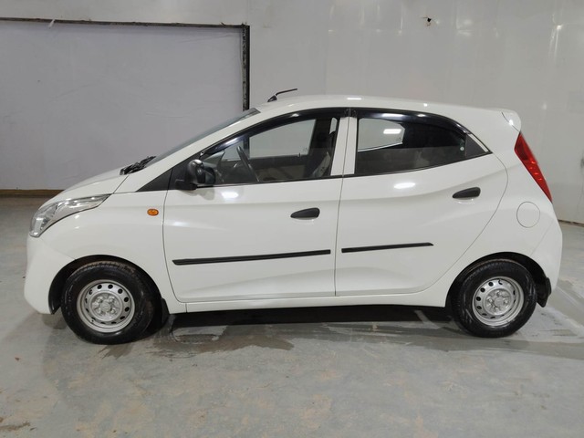 Second-hand 2015 Hyundai EON Era for sale in Kochi-6