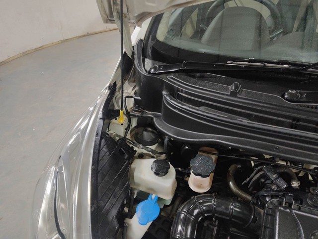 Second-hand 2015 Hyundai EON Era for sale in Kochi-34