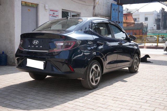 Second-hand 2023 Hyundai Aura S CNG for sale in Agra-4