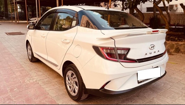 Second-hand 2021 Hyundai Aura S CNG for sale in New Delhi-9