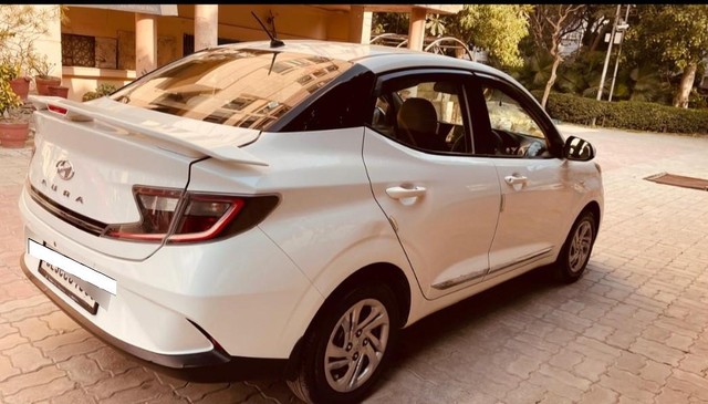 Second-hand 2021 Hyundai Aura S CNG for sale in New Delhi-1