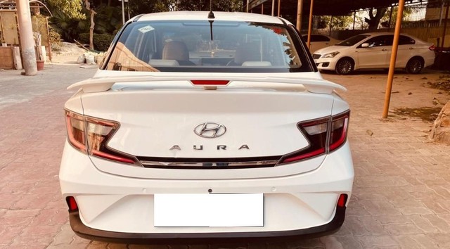 Second-hand 2021 Hyundai Aura S CNG for sale in New Delhi-2
