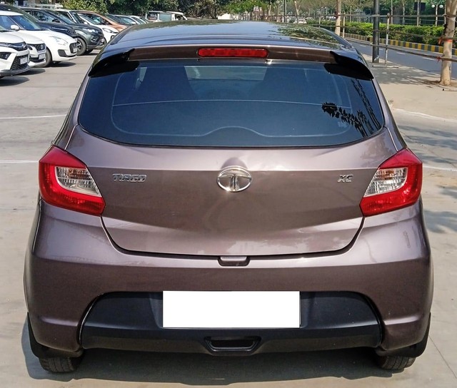 Second-hand 2018 Tata Tiago 1.2 Revotron XE for sale in Ahmedabad-2