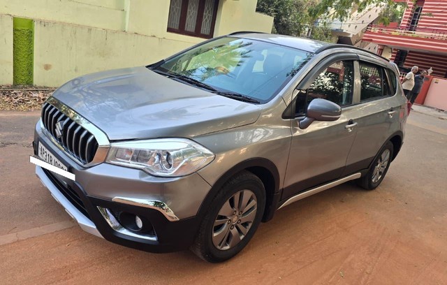Second-hand 2016 Maruti S Cross DDiS 200 Zeta for sale in East Godavari-3