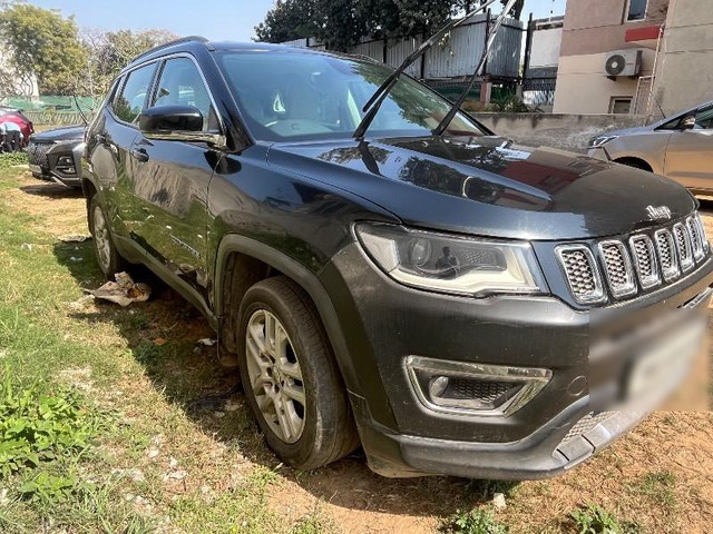 Jeep Compass 2.0 Limited Second-hand 2017 Jeep Compass 2.0 Limited for sale in Gurgaon-3