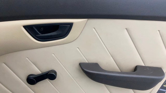 Hyundai EON D Lite Plus Second-hand 2015 Hyundai EON D Lite Plus for sale in Lucknow-17