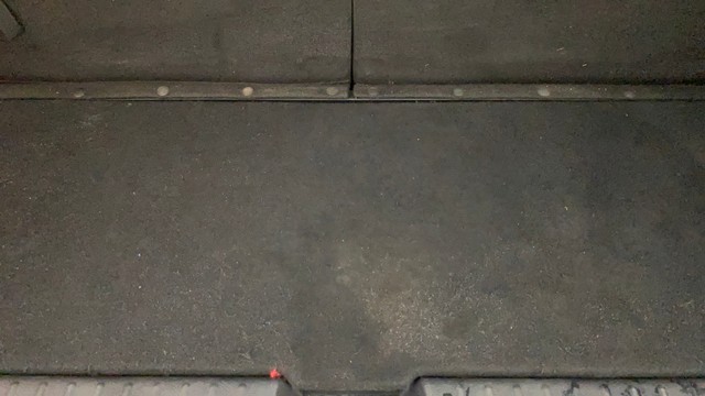 Second-hand 2022 Kia Carens Luxury Plus Diesel AT 6 STR BSVI for sale in Bangalore-19