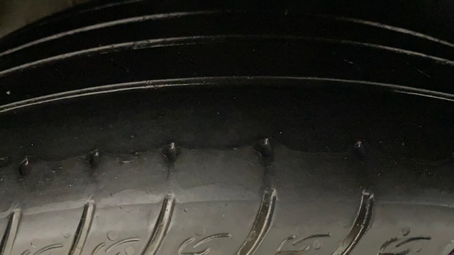 Second-hand 2022 Kia Carens Luxury Plus Diesel AT 6 STR BSVI for sale in Bangalore-30