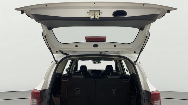 Second-hand 2022 Kia Carens Luxury Plus Diesel AT 6 STR BSVI for sale in Bangalore-20