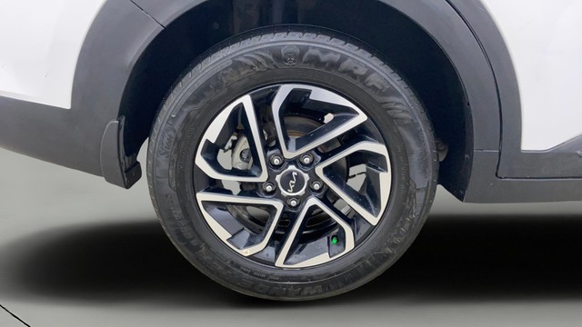 Second-hand 2022 Kia Carens Luxury Plus Diesel AT 6 STR BSVI for sale in Bangalore-25