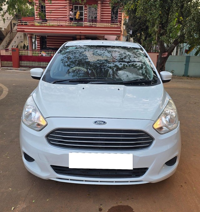 Second-hand 2015 Ford Figo 1.2 Trend Plus MT for sale in East Godavari-3