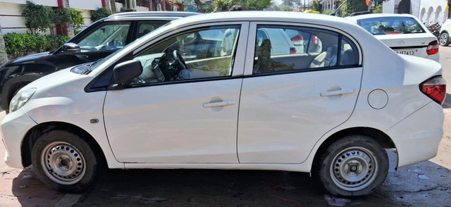 Second-hand 2017 Honda Amaze E Option i-DTEC for sale in Lucknow-6