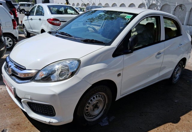 Second-hand 2017 Honda Amaze E Option i-DTEC for sale in Lucknow-4