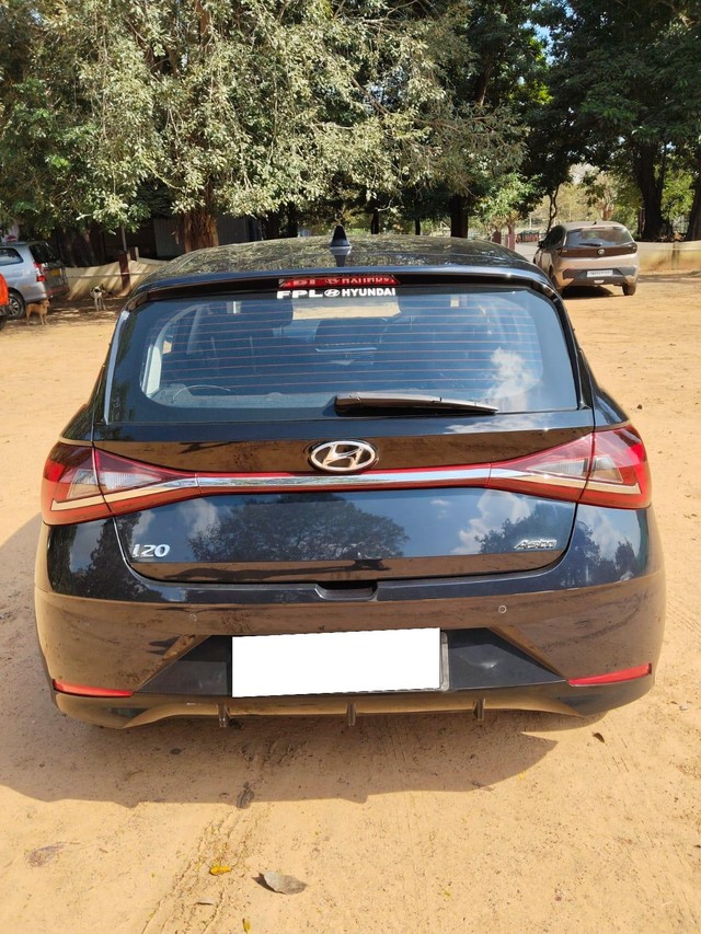 Second-hand 2022 Hyundai i20 Asta DT for sale in Chennai-2