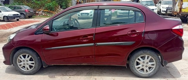 Second-hand 2017 Honda Amaze SX i VTEC for sale in Lucknow-2