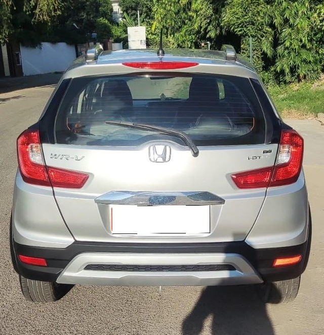 Second-hand 2017 Honda WR-V i-DTEC VX for sale in Lucknow-1