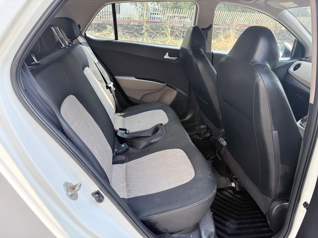 Hyundai Grand i10 Asta Option AT Second-hand 2016 Hyundai Grand i10 Asta Option AT for sale in Thane-8