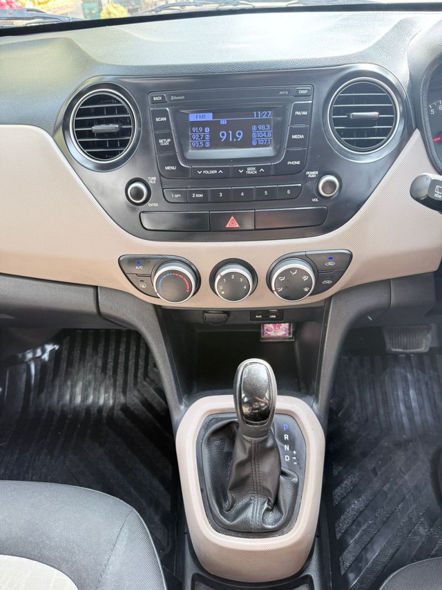 Hyundai Grand i10 Asta Option AT Second-hand 2016 Hyundai Grand i10 Asta Option AT for sale in Thane-9