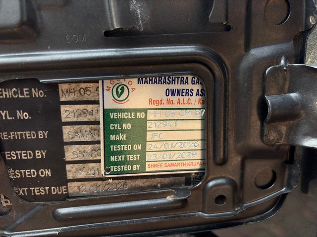 Second-hand 2016 Maruti Suzuki Ertiga VXI CNG for sale in Thane-18