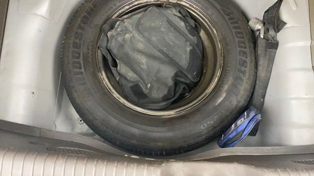 Hyundai i10 Magna 1.1L Second-hand 2014 Hyundai i10 Magna 1.1L for sale in Ahmedabad-27