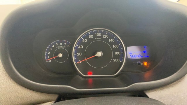 Hyundai i10 Magna 1.1L Second-hand 2014 Hyundai i10 Magna 1.1L for sale in Ahmedabad-11