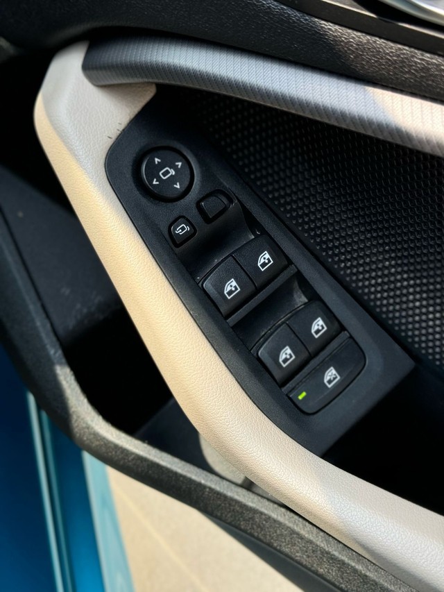 Second-hand 2023 BMW 2 Series Gran Coupe 220i M Sport Pro for sale in Noida-6