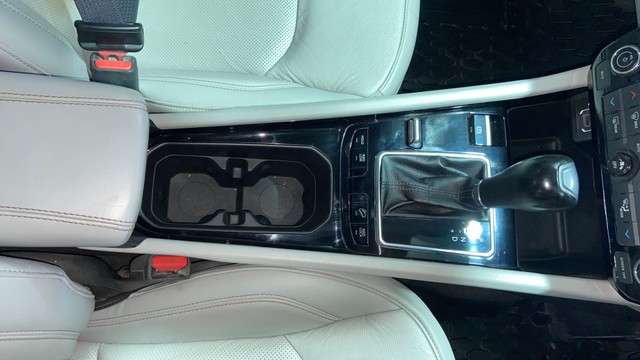 Second-hand 2021 Jeep Compass 2.0 Limited 4X4 Opt Diesel AT BSVI for sale in Surat-23