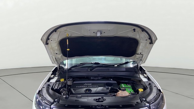 Second-hand 2021 Jeep Compass 2.0 Limited 4X4 Opt Diesel AT BSVI for sale in Surat-20