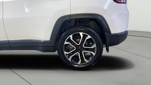 Second-hand 2021 Jeep Compass 2.0 Limited 4X4 Opt Diesel AT BSVI for sale in Surat-29