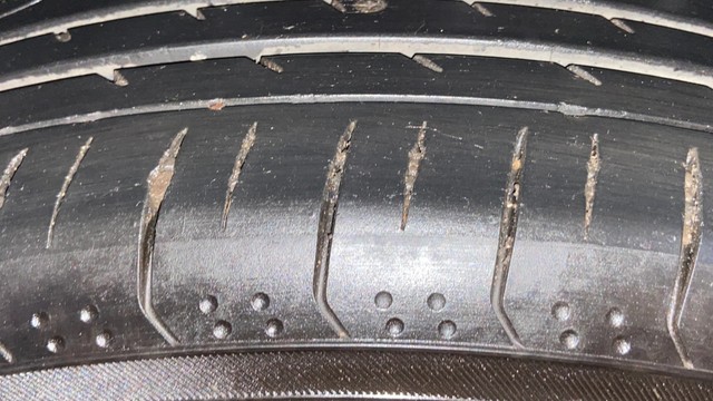 Second-hand 2021 Jeep Compass 2.0 Limited 4X4 Opt Diesel AT BSVI for sale in Surat-4